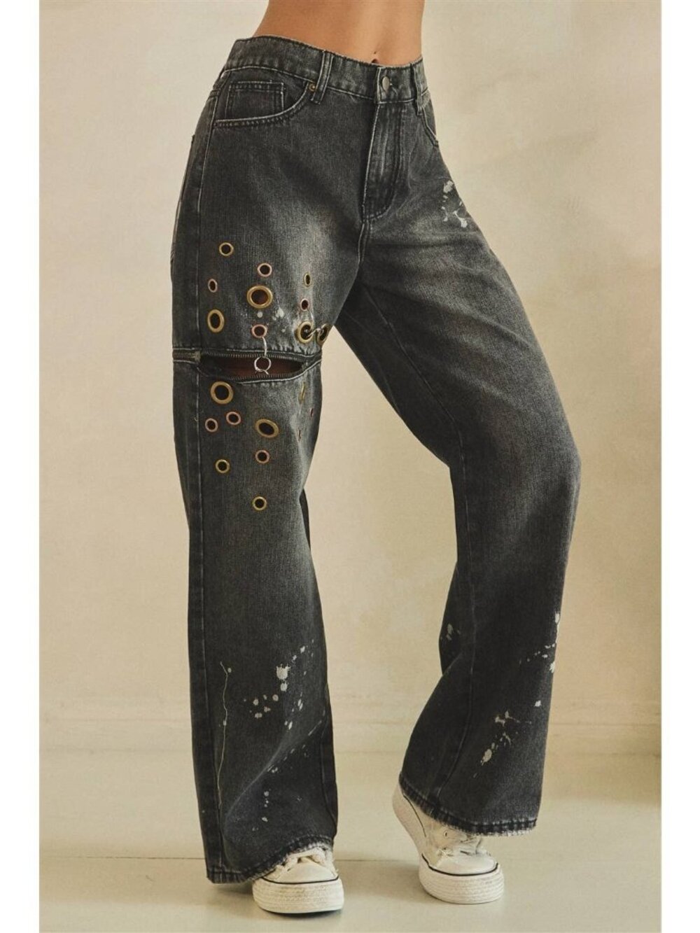 NWT Oli & Hali Black Wash Distressed Zipper Leg Jeans with Gold & Copper Grommet - Picture 11 of 14